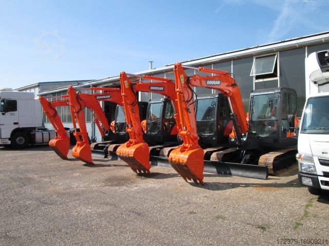 Rupsgraver DOOSAN DX60*38 KW*YANMAR MOTOR*