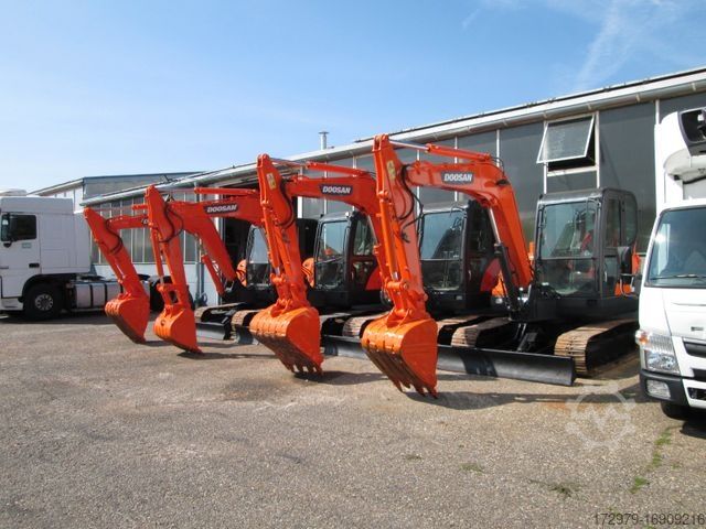 Minigraafmachine DOOSAN DX60*38 KW*YANMAR MOTOR*