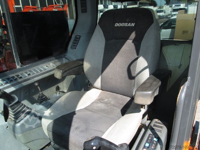 Excavator pe şenile DOOSAN DX60*38 KW*YANMAR MOTOR*