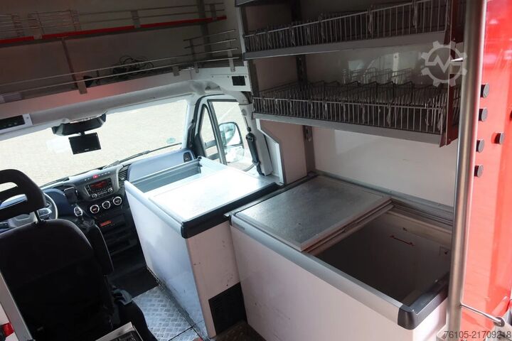 Vending kamyonu Iveco 72C180 Verkoopwagen / Promotion Super Market!