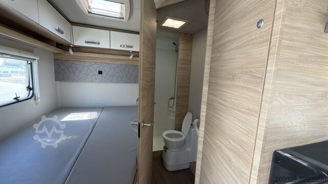 Poluintegrisani kamper Fiat Ducato Weinsberg Carasuite 650MF del 2024 | Cambio manuale |5 posti letto