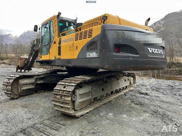 Crawler excavator Volvo EC360 BLC excavator w/ Teeth bucket