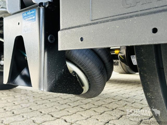 Otevřený návěs s plachtou Schmitz Cargobull Curtainsider Mega Getränke