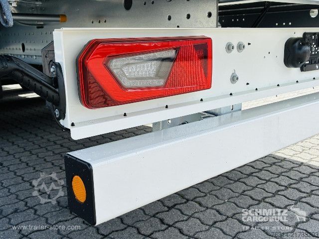Otevřený návěs s plachtou Schmitz Cargobull Curtainsider Mega Getränke