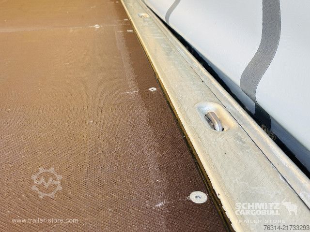 Otevřený návěs s plachtou Schmitz Cargobull Curtainsider Mega Getränke