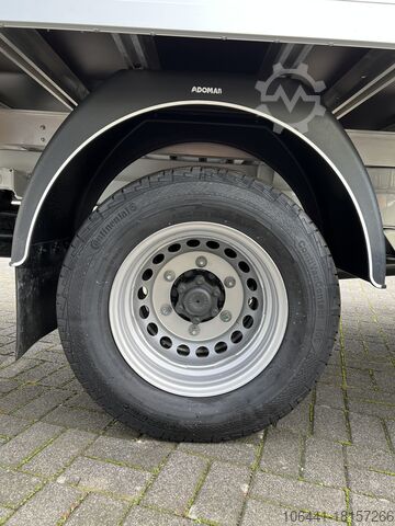 Transporter met koffer MERCEDES-BENZ Sprinter 519 Möbelkoffer mit Türen