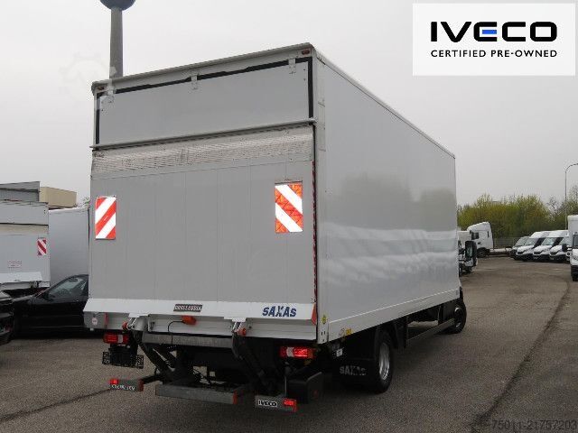 Vrachtwagen met bakwagen IVECO Daily 70C18HA8/P Koffer/LBW Klima, NL 3183kg