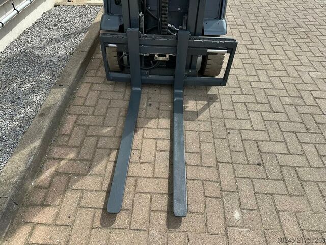 VS-22813 Električni triplex viljuškar Linde E12 COMPACT LINDE E12