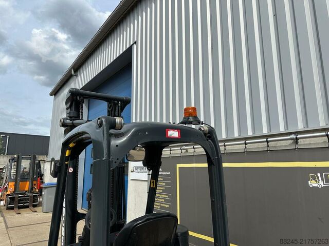 VS-22813 Električni triplex viljuškar Linde E12 COMPACT LINDE E12