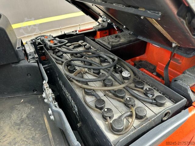 VS-22813 Električni triplex viljuškar Linde E12 COMPACT LINDE E12