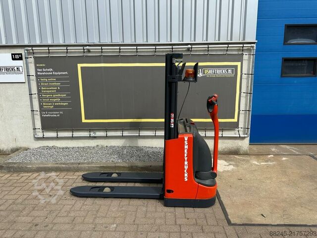 VS-22810 Electric COMPACT stacker Linde L12 LINDE L12