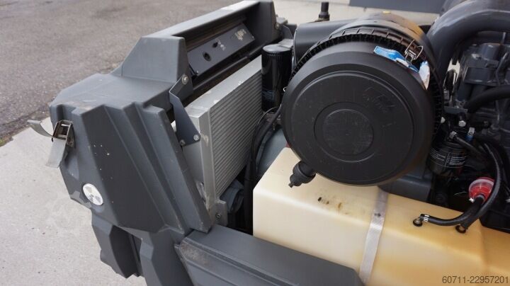 Sprężarka śrubowa Atlas Copco XAS88