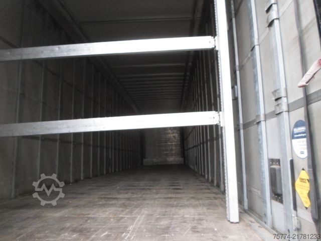 Drankaanhangwagens SCHMITZ CARGOBULL Getränke/ Mega/ Speed Curtain / 3000mm Innenhöhe