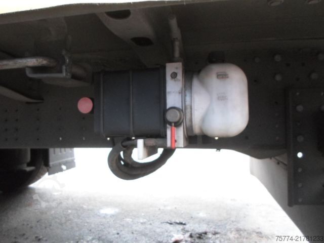 Drankaanhangwagens SCHMITZ CARGOBULL Getränke/ Mega/ Speed Curtain / 3000mm Innenhöhe