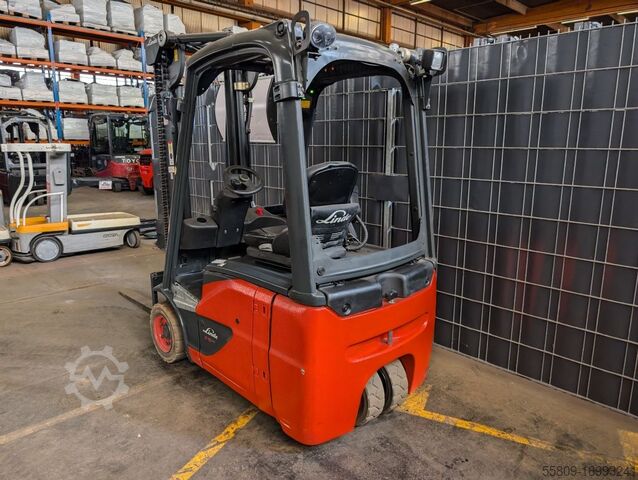 Ηλεκτρικό περονοφόρο 3 τροχούς Linde E15-02 // Halbkabine // Batterie 2016 // HH. 3000m