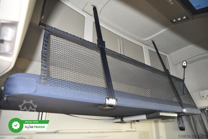 Standard tractor unit VOLVO FH 500 Globetrotter XL, Side Skirts