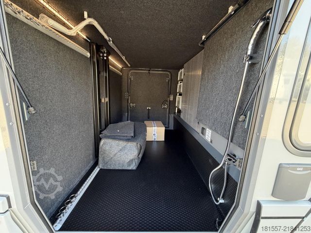 Camper integrado NIESMANN+BISCHOFF iSmove 6.9 E Anhängerkupplung / Solaranlage 2 x