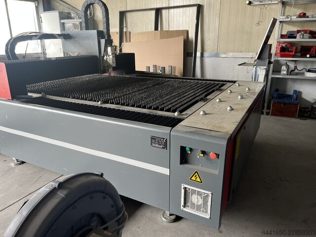 Laserskärmaskin Raycus LX3015C