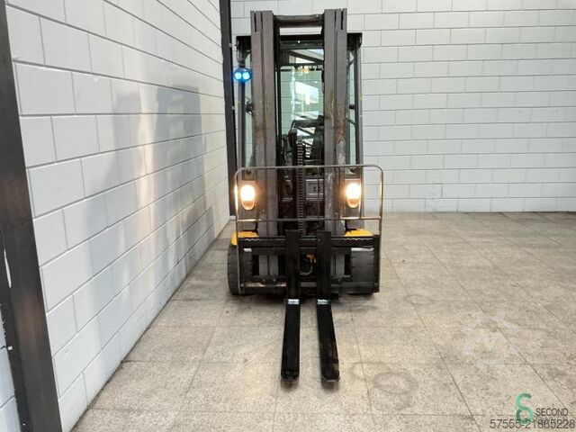 Carrello elevatore Jungheinrich EFG 320