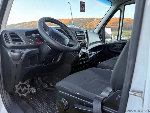 Kamyonet Iveco daily 35c15