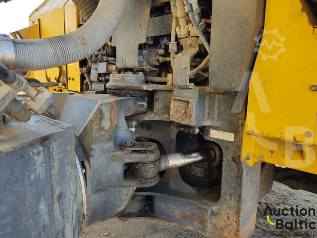 Dumper Komatsu HM400