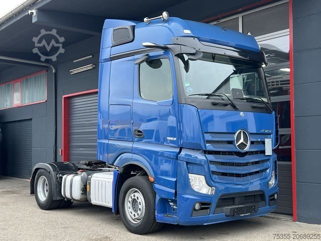 Standardowy ciągnik siodłowy MERCEDES-BENZ Actros 1853 H/L KippHydraulik Retarder MirrorCam