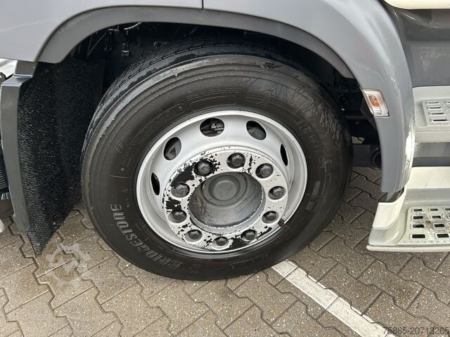 Volumul SZM DAF CF 410 FT Space Cab / Mega / 787 dkm / Hefschot...