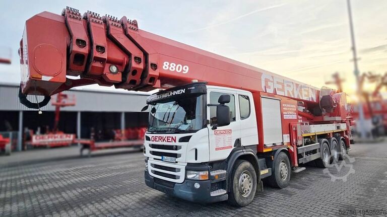 Op vrachtwagen gemonteerd platform Palfinger P900