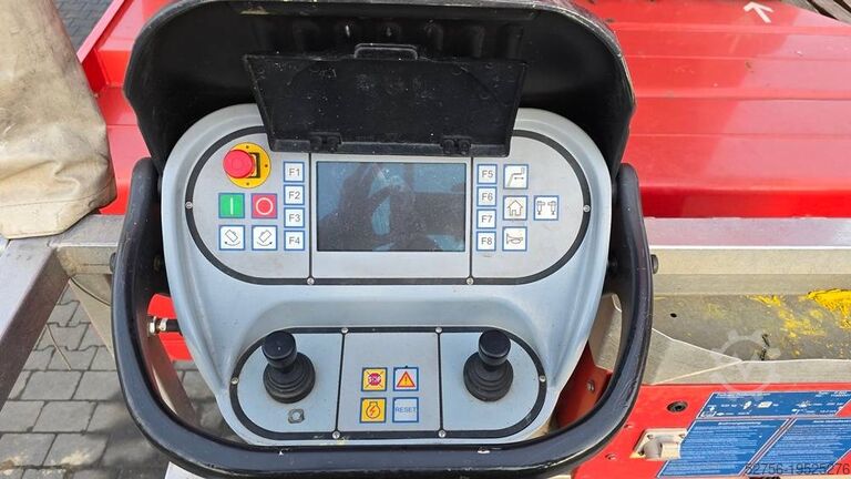 Op vrachtwagen gemonteerd platform Palfinger P900