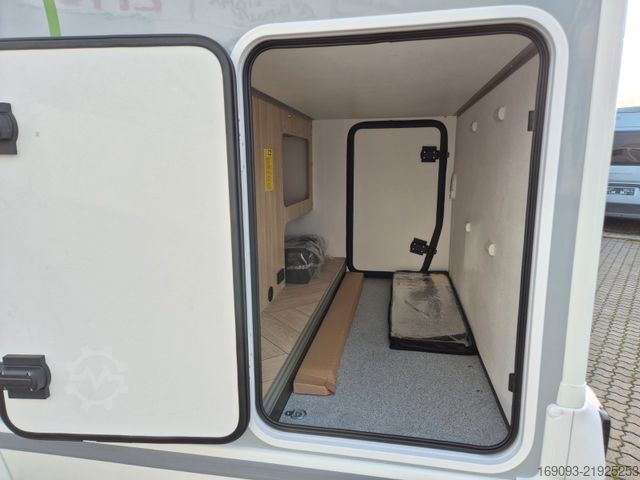 Teilintegriertes Wohnmobil CHAUSSON 627 Titanium Line *MJ26*Arctic*Hubbett*Navi*ACC