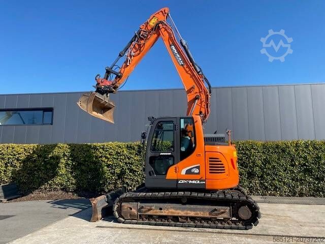 Rupsgraafmachine Doosan DX140 LCR-5