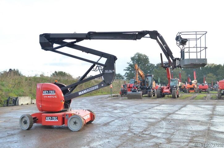 Scharnierende telescopische hoogwerker Manitou 170 AETJL