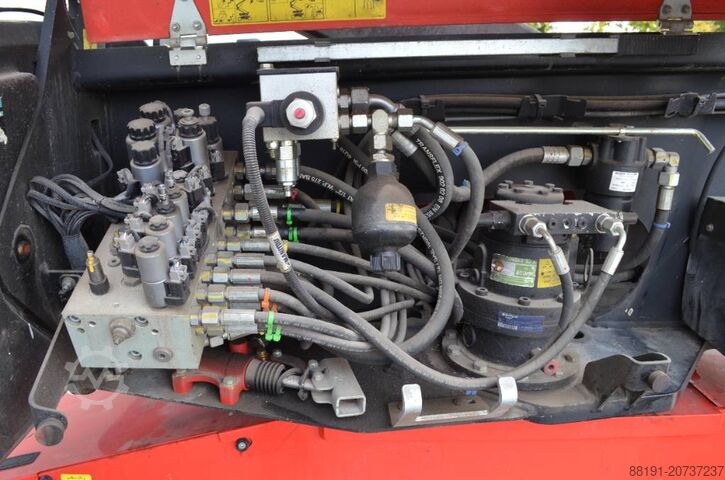 Scharnierende telescopische hoogwerker Manitou ManGo 12