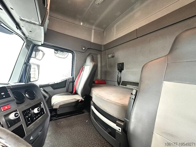 Standard-SZM Renault T460 HD001 / AIRCO