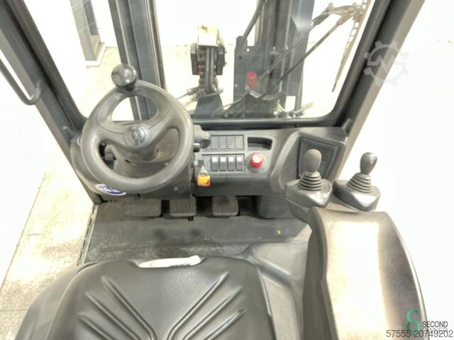 Forklift Linde E16P