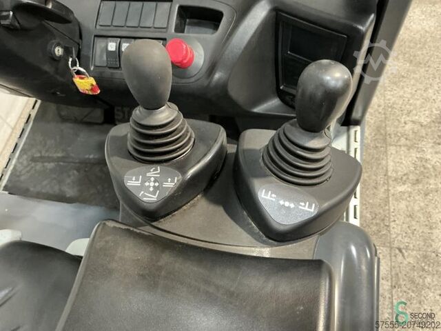 Forklift Linde E16P
