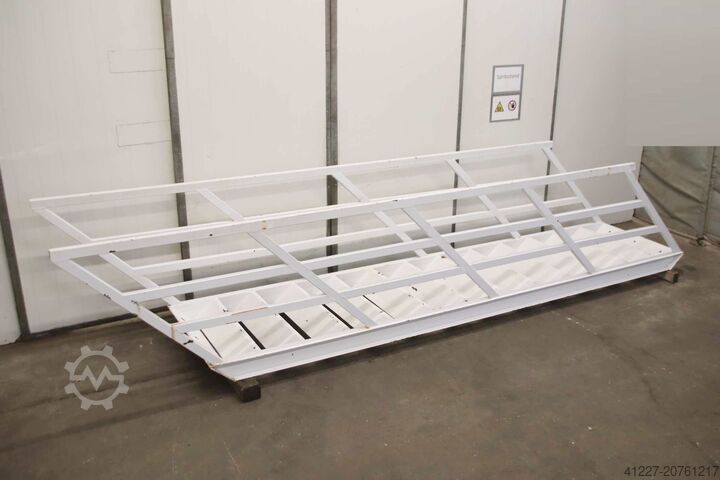 Stalowe schody Stahl 13-stufig Höhe 2980 mm