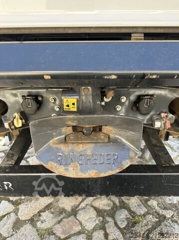 Plattewagen met zeil iveco 120-250 Eurocargo rechts Schiebeplane LBW