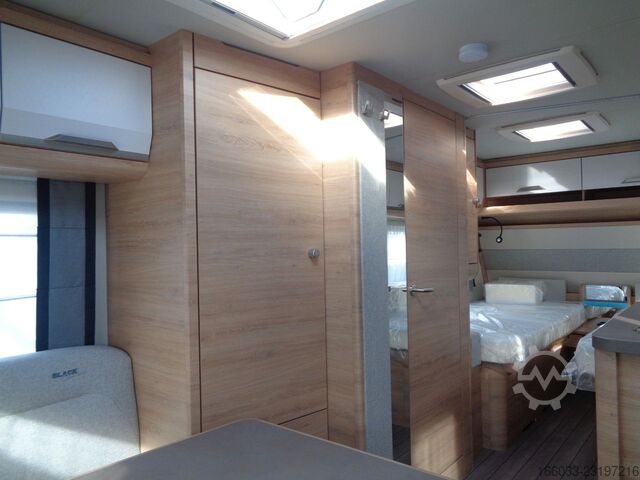 Caravan KNAUS Südwind 500 EU Black -neu- Mod.27*Markise*eFBHz*
