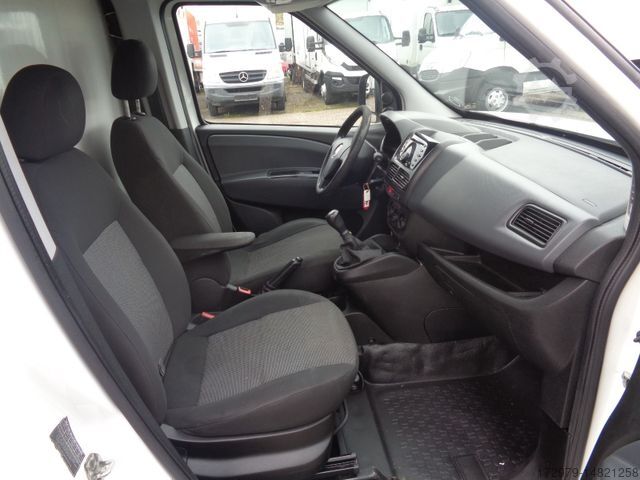 Chladírenská dodávka FIAT Doblo 1.3*Carrier-Kühlkoffer*