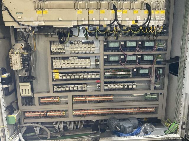 Megmunkáló központ AXA VHC-3-5000-XTS-50