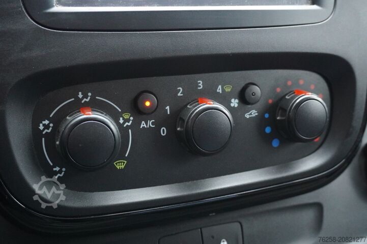 Furgoneta Opel Vivaro 1.6 CDTI 125PK L2 - EURO 6 - Airco - Nav...