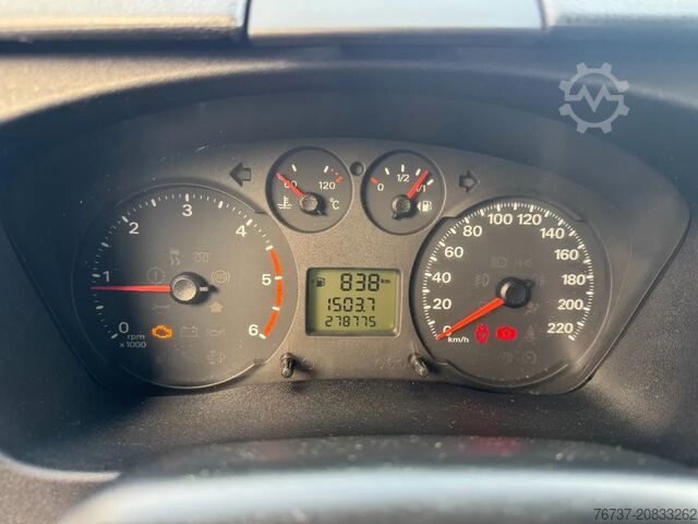 Ford **TRANSIT-9SEATS** Ford **TRANSIT-9SEATS**