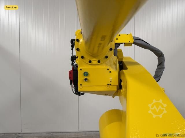Felújított robot 1 év garanciával FANUC R-2000iB/185L