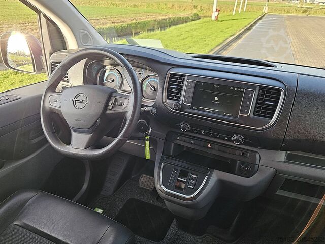 Camioneta familiar de techo alto OPEL VIVARO-E 75KWH/100 KW EDITION