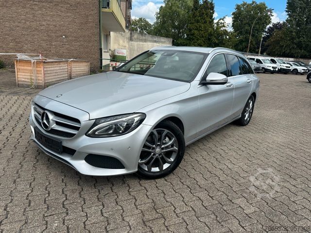 Minibüs MERCEDES-BENZ C 200 d T Autom. * LED High. * Navi * Kamera