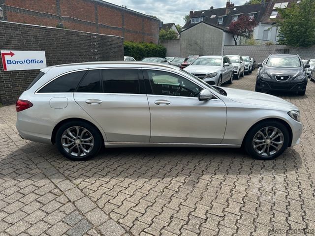 Minibüs MERCEDES-BENZ C 200 d T Autom. * LED High. * Navi * Kamera