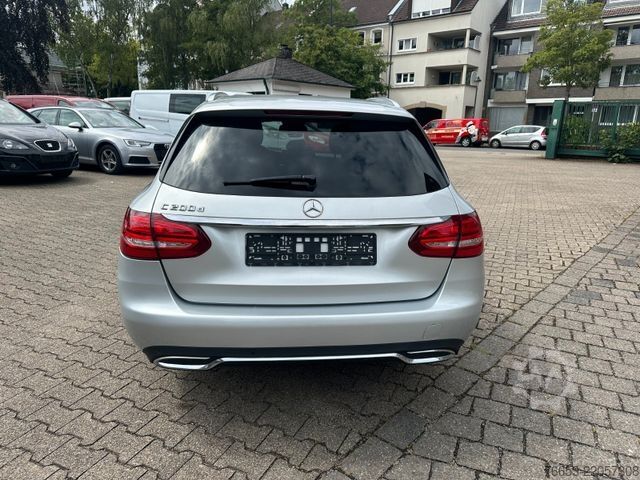 Minibüs MERCEDES-BENZ C 200 d T Autom. * LED High. * Navi * Kamera