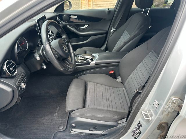 Minibüs MERCEDES-BENZ C 200 d T Autom. * LED High. * Navi * Kamera