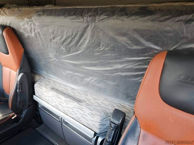 Standard SZM DAF XF 510 SSC auf 620 PS optimiert, Nebenabtrieb